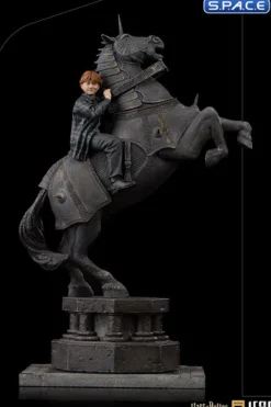 1/10 Scale Ron Weasley at the Wizard Chess Deluxe Art Scale Statue