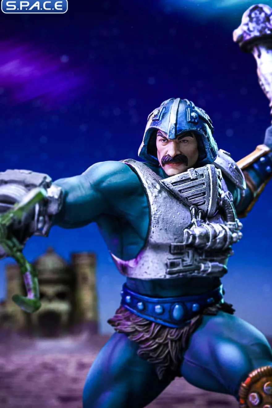 1/10 Scale Serpent Claw Man-at-Arms Art Scale Statue