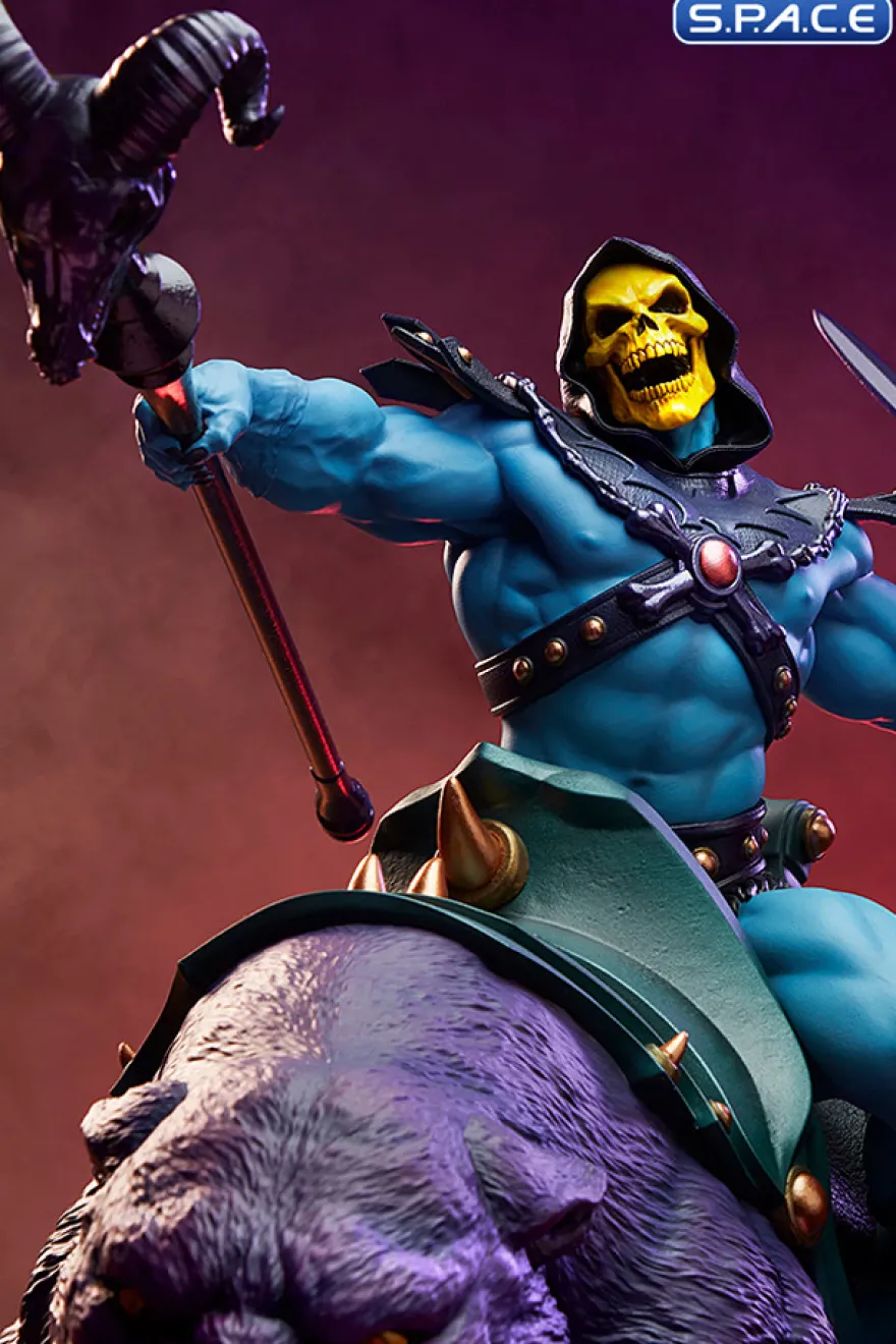 1/4 Scale Skeletor & Panthor Maquette