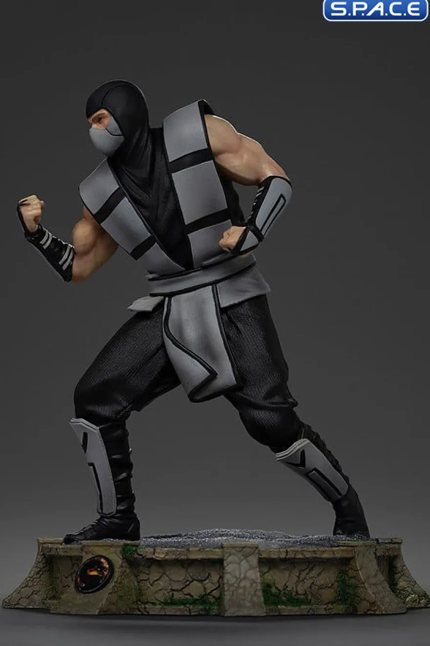 1/10 Scale Smoke Art Scale Statue