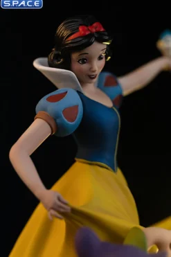 1/10 Scale Snow White Deluxe Art Scale Statue