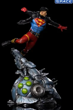 1/10 Scale Superboy Deluxe Art Scale Statue