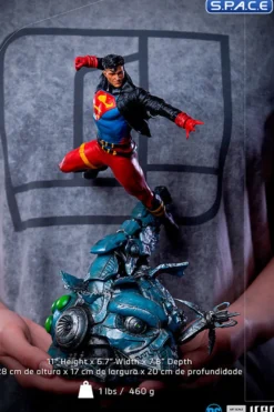 1/10 Scale Superboy Deluxe Art Scale Statue