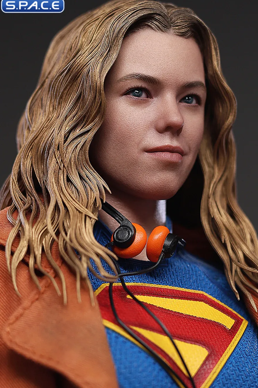 1/6 Scale Supergirl & Krypto Movie Masterpiece Set MMS869