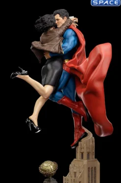 1/6 Scale Superman and Lois Lane Diorama