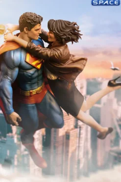 1/6 Scale Superman and Lois Lane Diorama