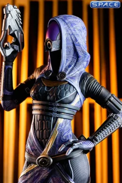 1/4 Scale Tali Zorah vas Normandy Statue