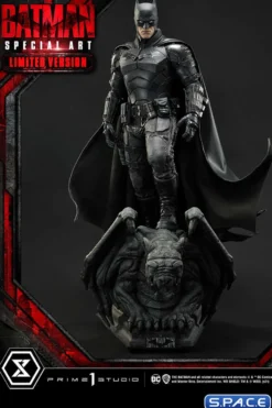 1/3 Scale The Batman Museum Masterline Statue