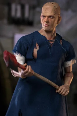 1/6 Scale The Creature