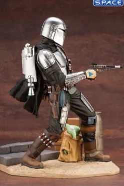 1/7 Scale The Mandalorian & The Child