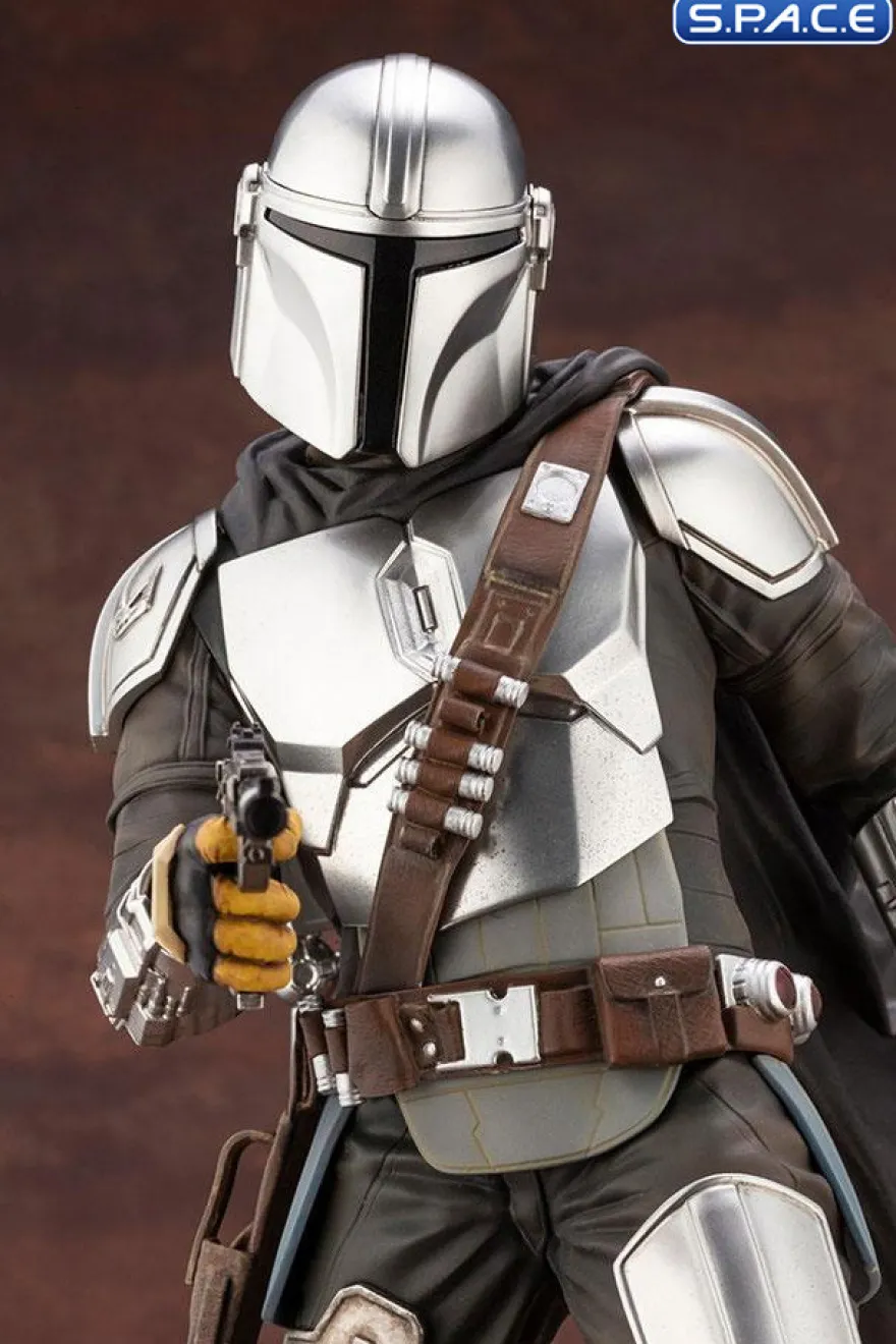 1/7 Scale The Mandalorian & The Child