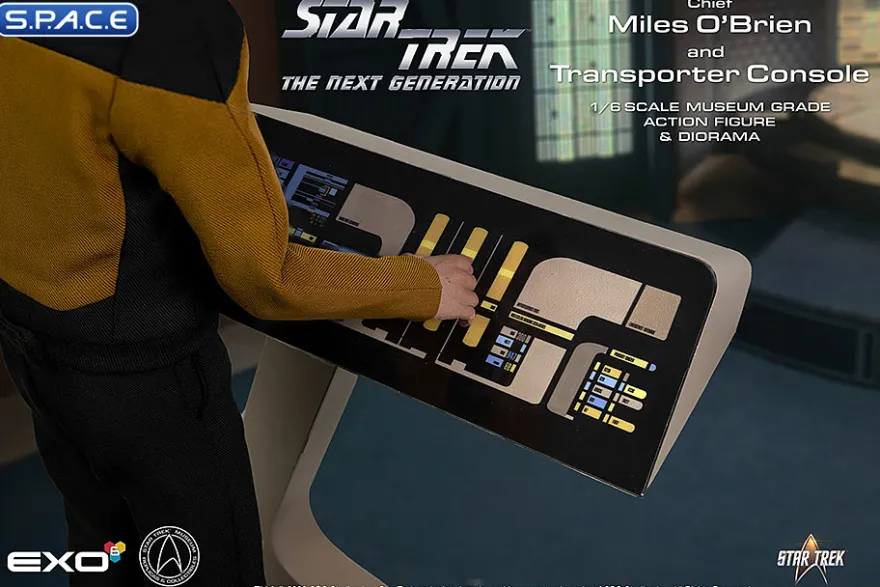 1/6 Scale Transporter Chief Miles O'Brien with Console