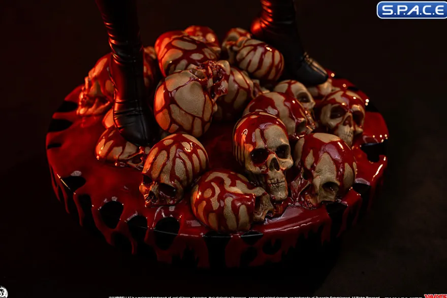 1/2 Scale Vampirella Statue