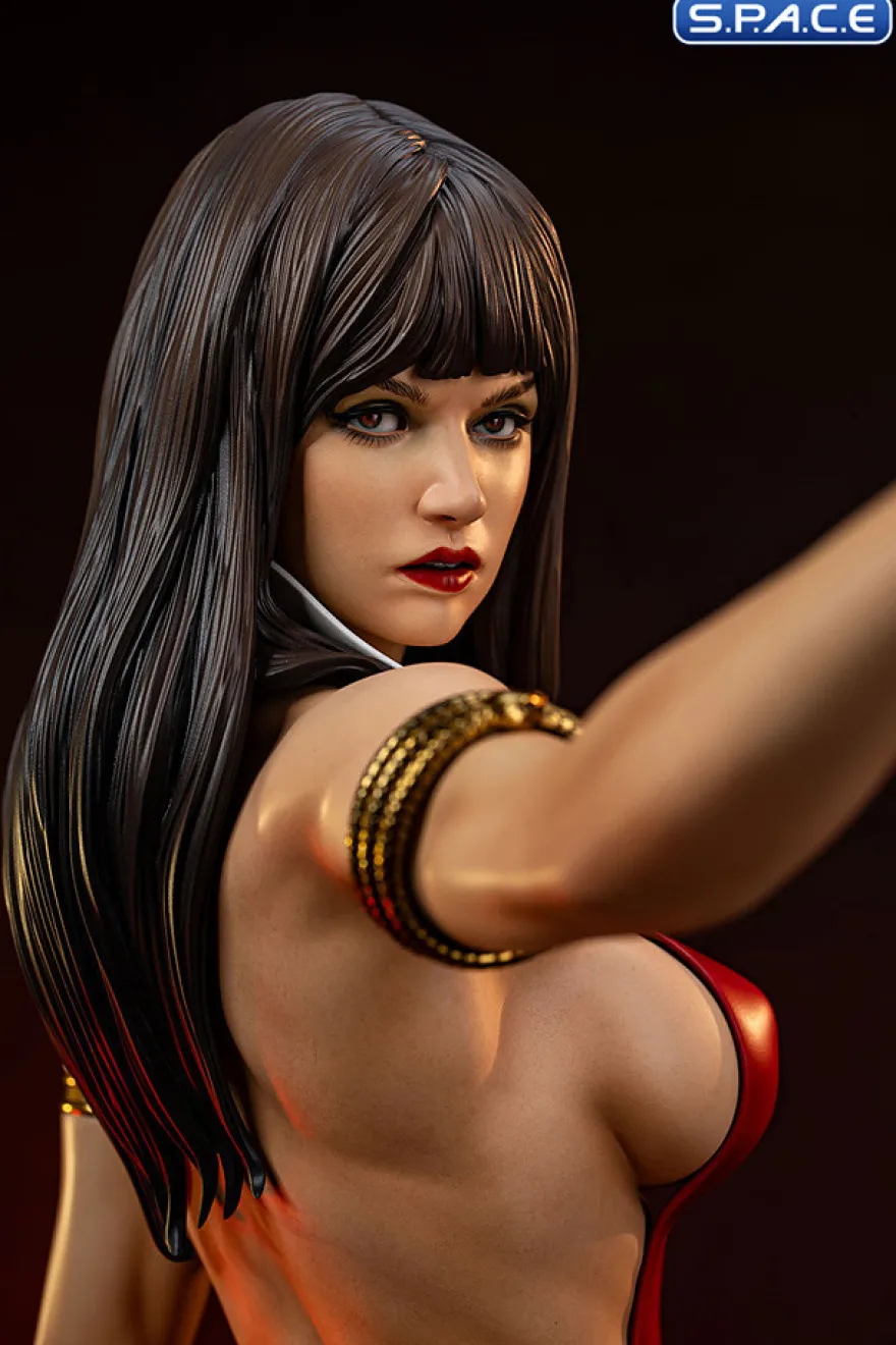 1/2 Scale Vampirella Statue