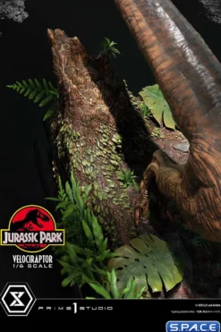 1/6 Scale Velociraptor Attack Legacy Museum Collection Statue