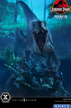 1/6 Scale Velociraptor Attack Legacy Museum Collection Statue
