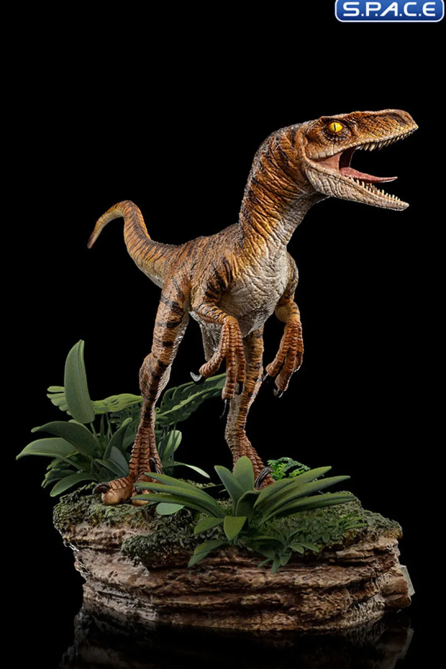 1/10 Scale Velociraptor Deluxe Art Scale Statue