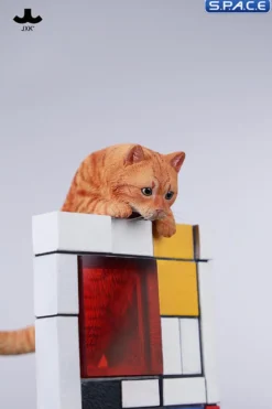 1/6 Scale Wall-Climbing Cat