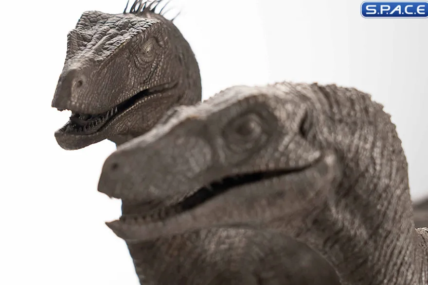 1/8 Scale White Queen & Blood Knight Bronze Statue