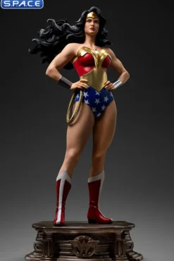 1/4 Scale Wonder Woman from DC Trinity Legacy Replica Statue
