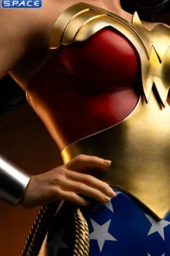 1/4 Scale Wonder Woman from DC Trinity Legacy Replica Statue