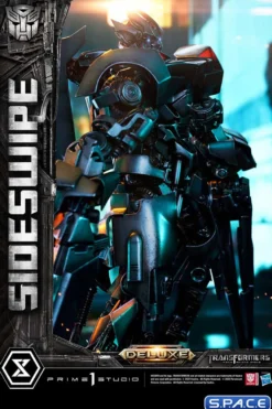 Sideswipe Deluxe Museum Masterline Statue