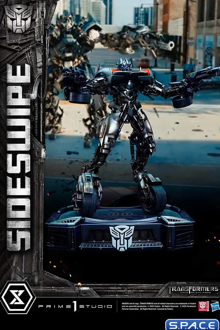 Sideswipe Deluxe Museum Masterline Statue
