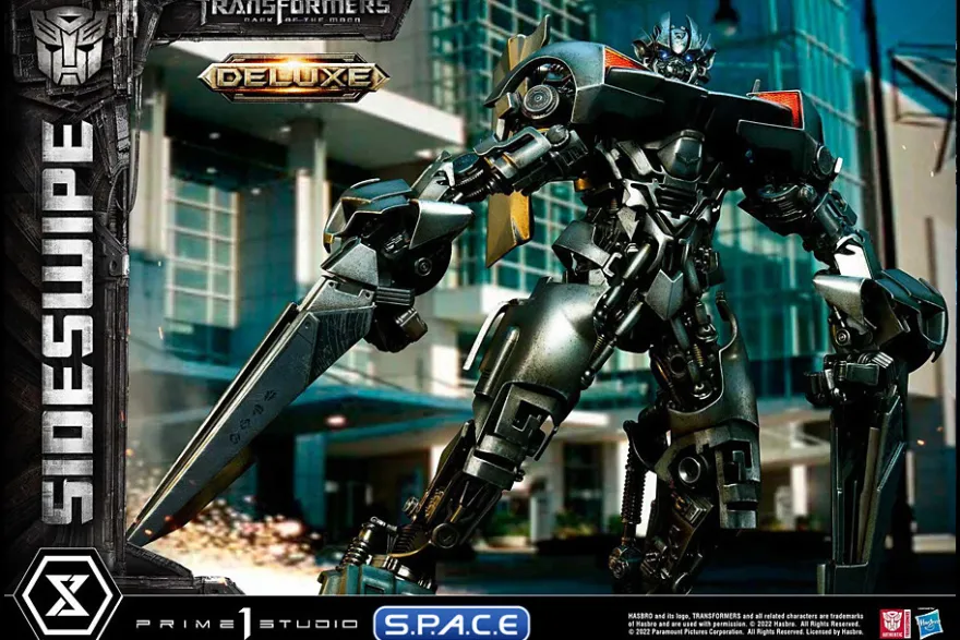 Sideswipe Deluxe Museum Masterline Statue