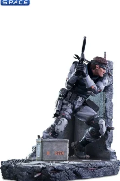 Solid Snake Statue