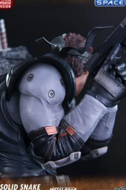 Solid Snake Statue