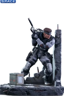 Solid Snake Statue