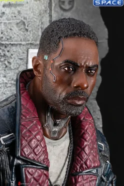 Solomon Reed Statue - Exclusive Version