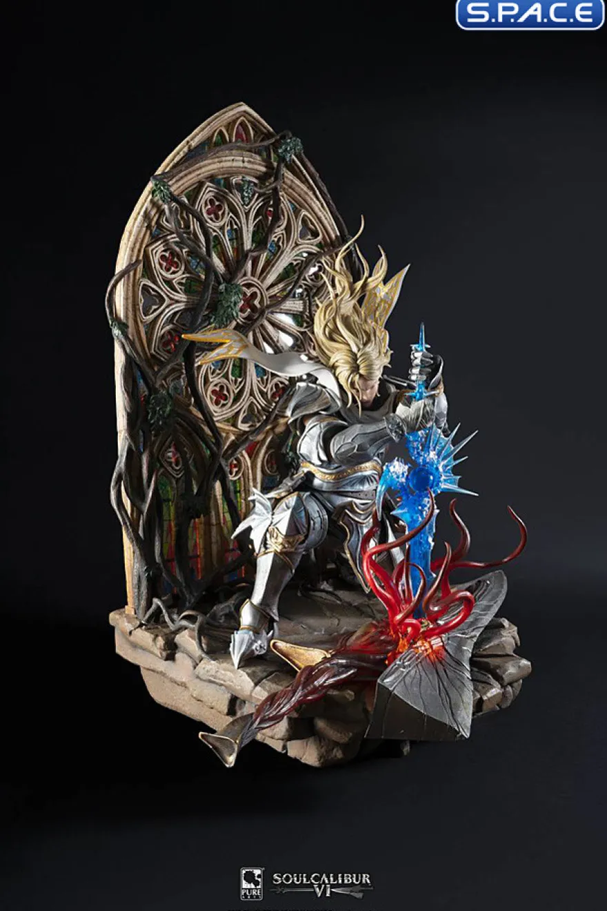 Soul Embrace Siegfried Deluxe Statue