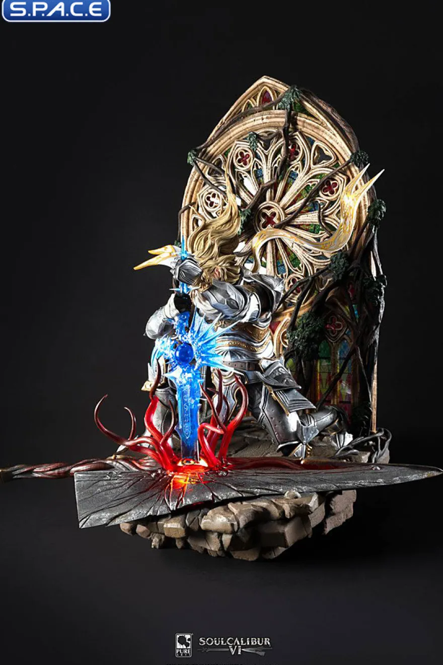 Soul Embrace Siegfried Deluxe Statue