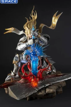 Soul Embrace Siegfried Statue