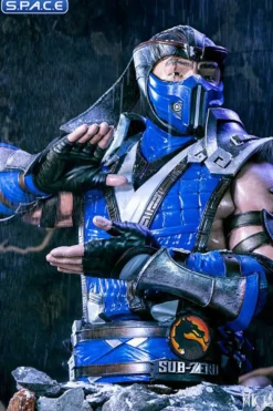 Sub-Zero Bust
