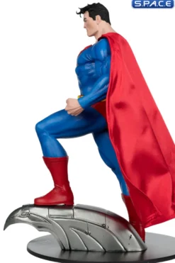 Superman PVC Statue by Jim Lee