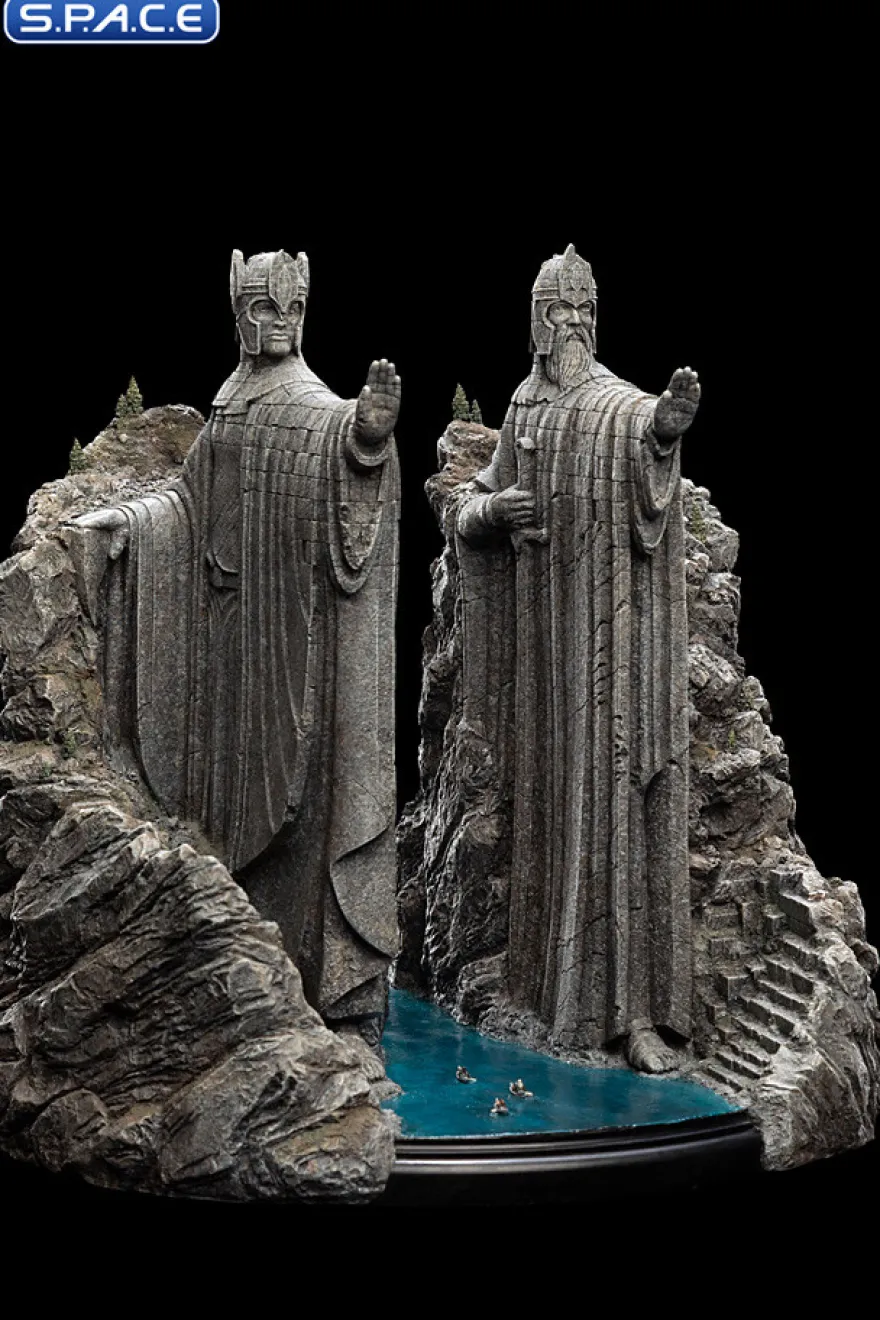 The Argonath Environment