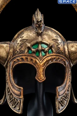The Helm of King Helm Hammerhand