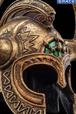 The Helm of King Helm Hammerhand