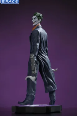 The Joker Purple Craze Statue by Gabriele Dell'Otto