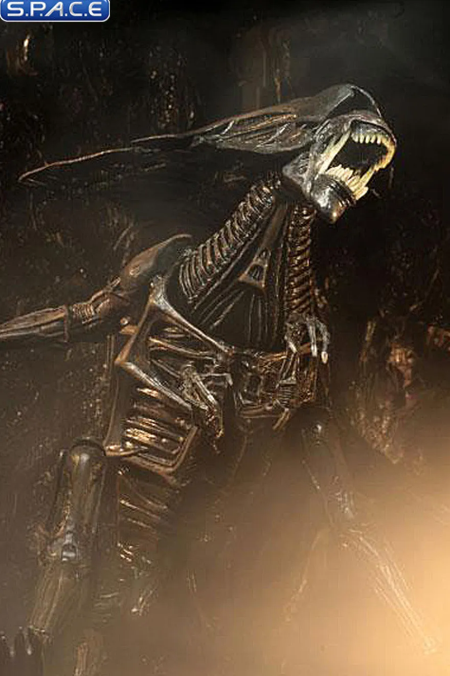Ultra Deluxe Alien Queen