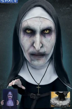 Valak Deluxe Version