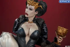 Vampire's Lust Premium Format Figure
