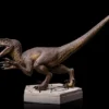 Velociraptor A Jurassic Park Icons Mini-Statue