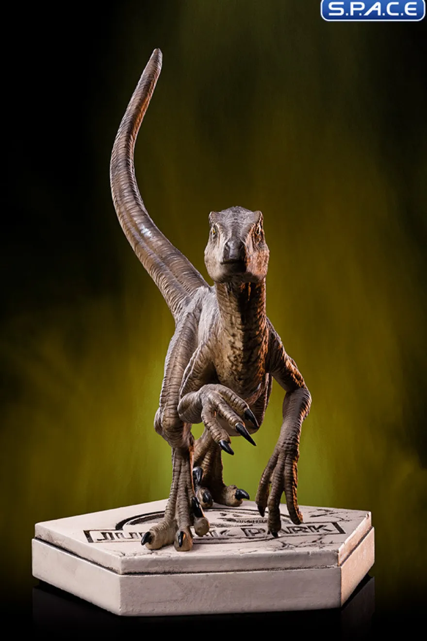 Velociraptor B Jurassic Park Icons Mini-Statue