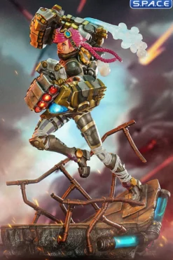 Vi Statue