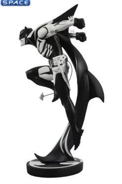White Knight Statue by Sean Murphy